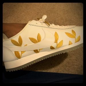 Golden Flora Nike shoes